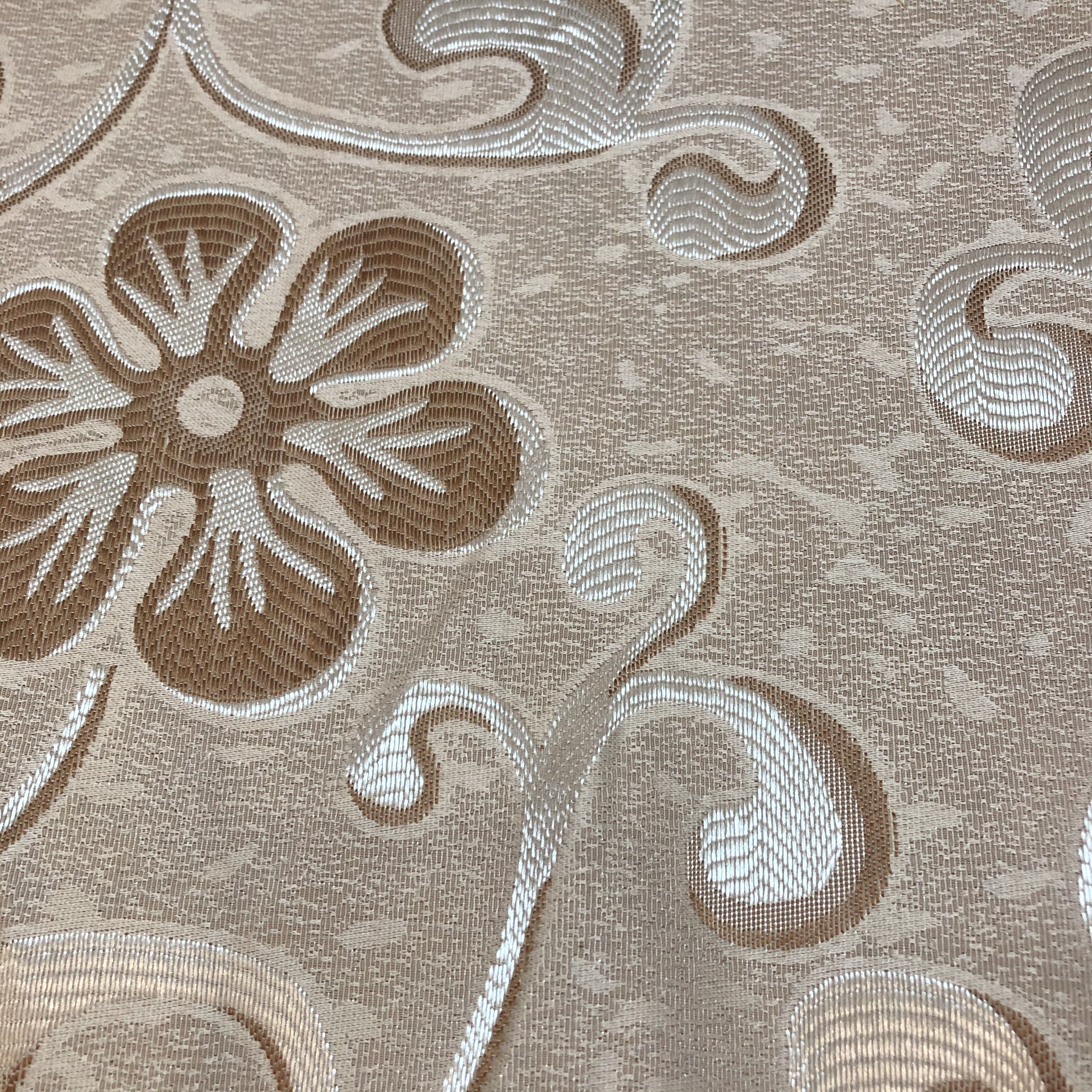 China Factory Wholesale High Grade Classic Latest Design Jacquard Velvet Curtain Fabric 