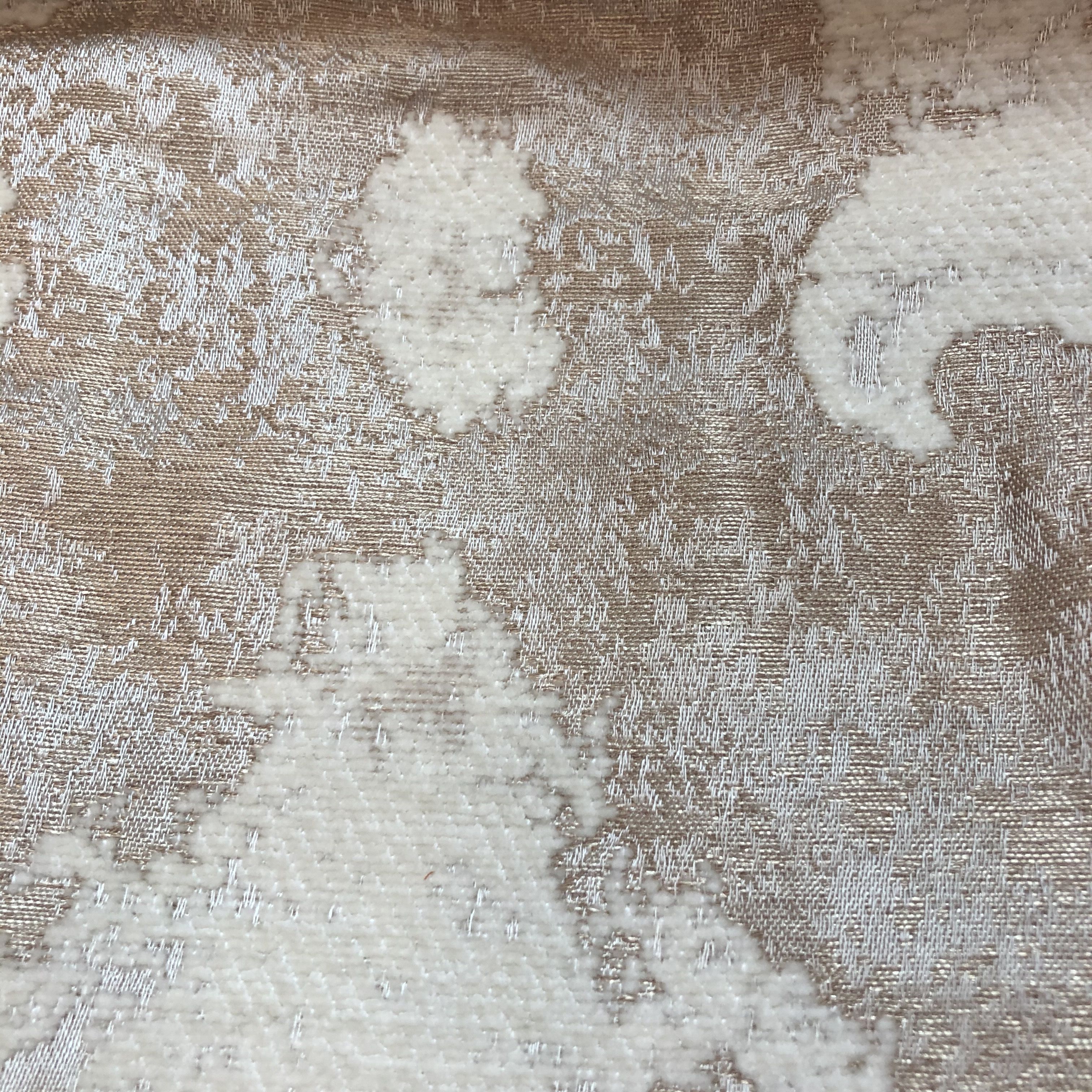 China Factory Wholesale Luxury Soft Jacquard Velvet Curtain fabric 